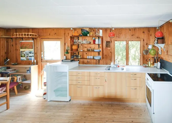 Two-Bedroom Holiday Home In Glesborg Feriehus Glesborg
